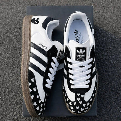 Samba Heart Sneakers - Women