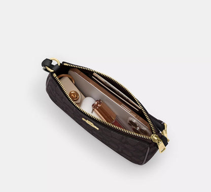 Nolita 19 In Signature Canvas