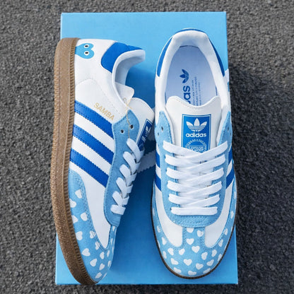 Samba Heart Sneakers - Women